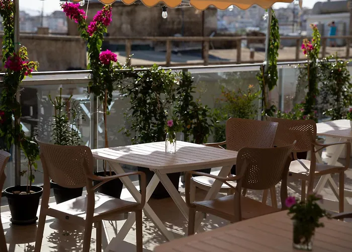 Jonian Boutique * ساراندا