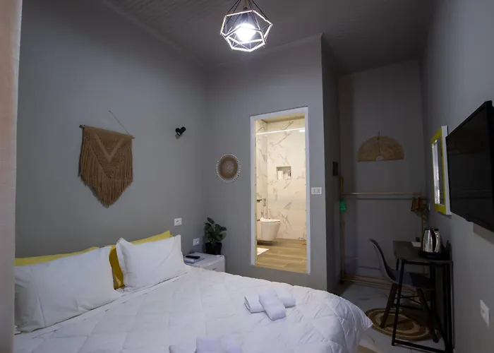 Jonian Boutique شقة