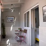 Jonian Boutique Sarandë
