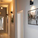 Jonian Boutique Apartamento *