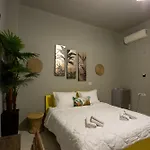 Jonian Boutique Apartamento *