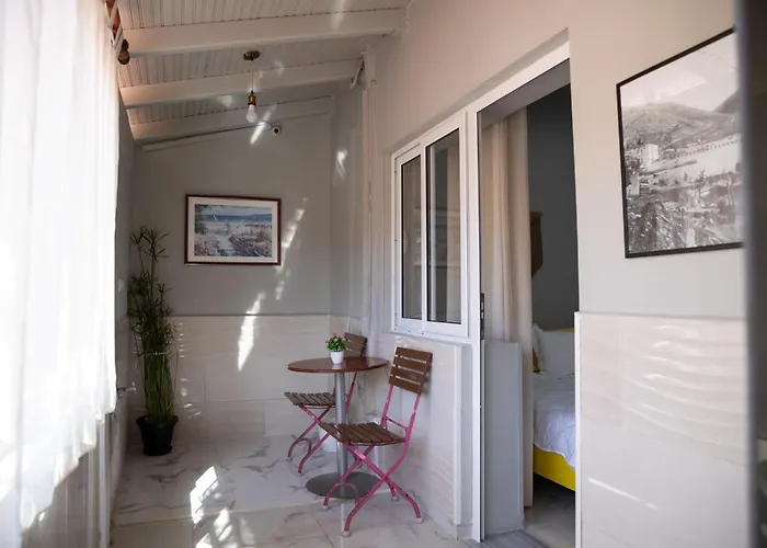 Jonian Boutique Sarandë