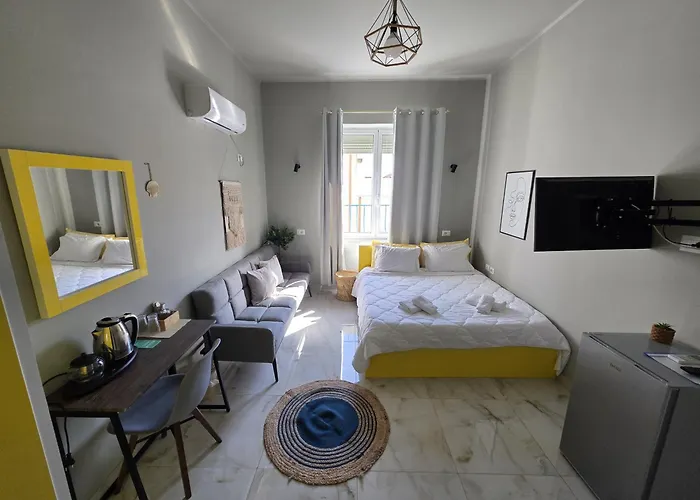 Jonian Boutique Sarandë